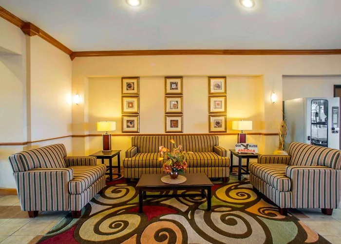 Hotel Comfort & I-70 Greenville