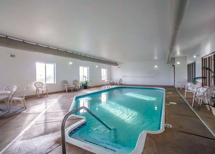 Comfort & I-70 Hotel 4*