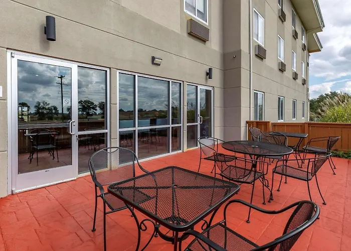 Hotel Comfort & I-70 Greenville
