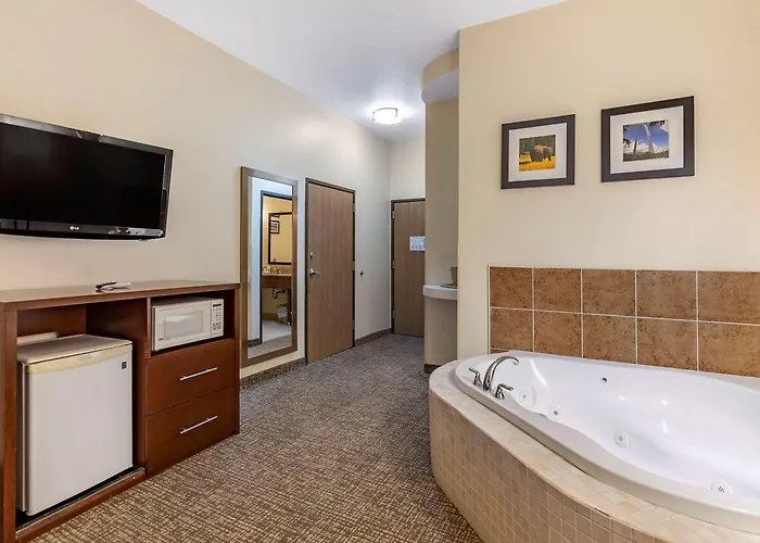 Comfort & I-70 Hotel Greenville