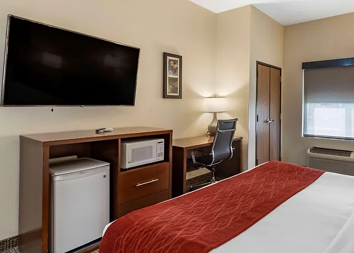 Comfort & I-70 Hotel