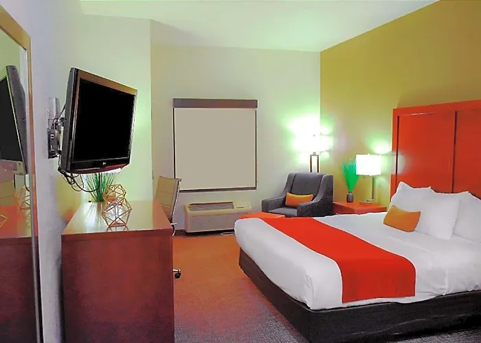 Comfort & I-70 Hotel