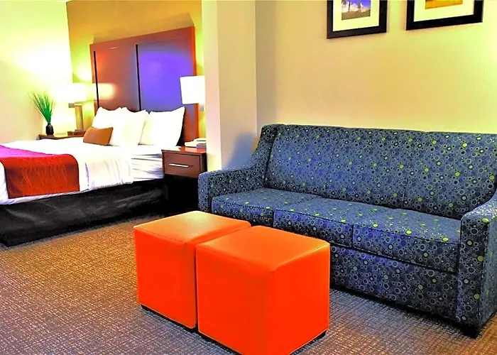 Hotel Comfort & I-70 Greenville