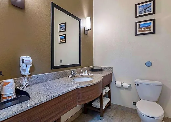 Comfort & I-70 Hotel